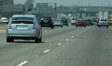 São Paulo aprova isenção de IPVA para veículos híbridos movidos a etanol ou hidrogênio, mas exclui elétricos