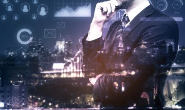 Carreira em Transformação: Como a Adaptação e o Autoconhecimento Moldam o Sucesso Profissional